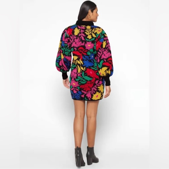 Farm Rio Tropical Garden Sweaterdress Size M NWT - Picture 4 of 13